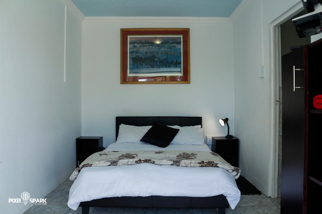 Tyday Accommodation Port Elizabeth Buitenkant foto