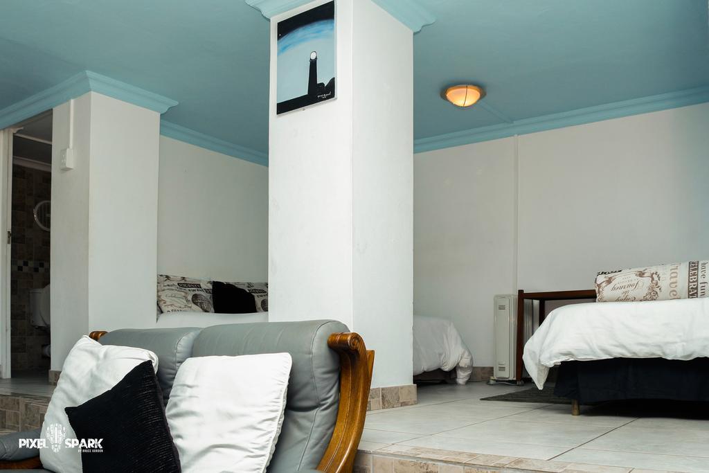 Tyday Accommodation Port Elizabeth Buitenkant foto