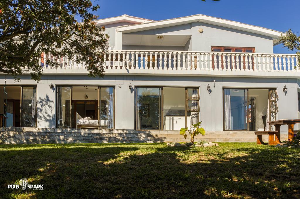Tyday Accommodation Port Elizabeth Buitenkant foto