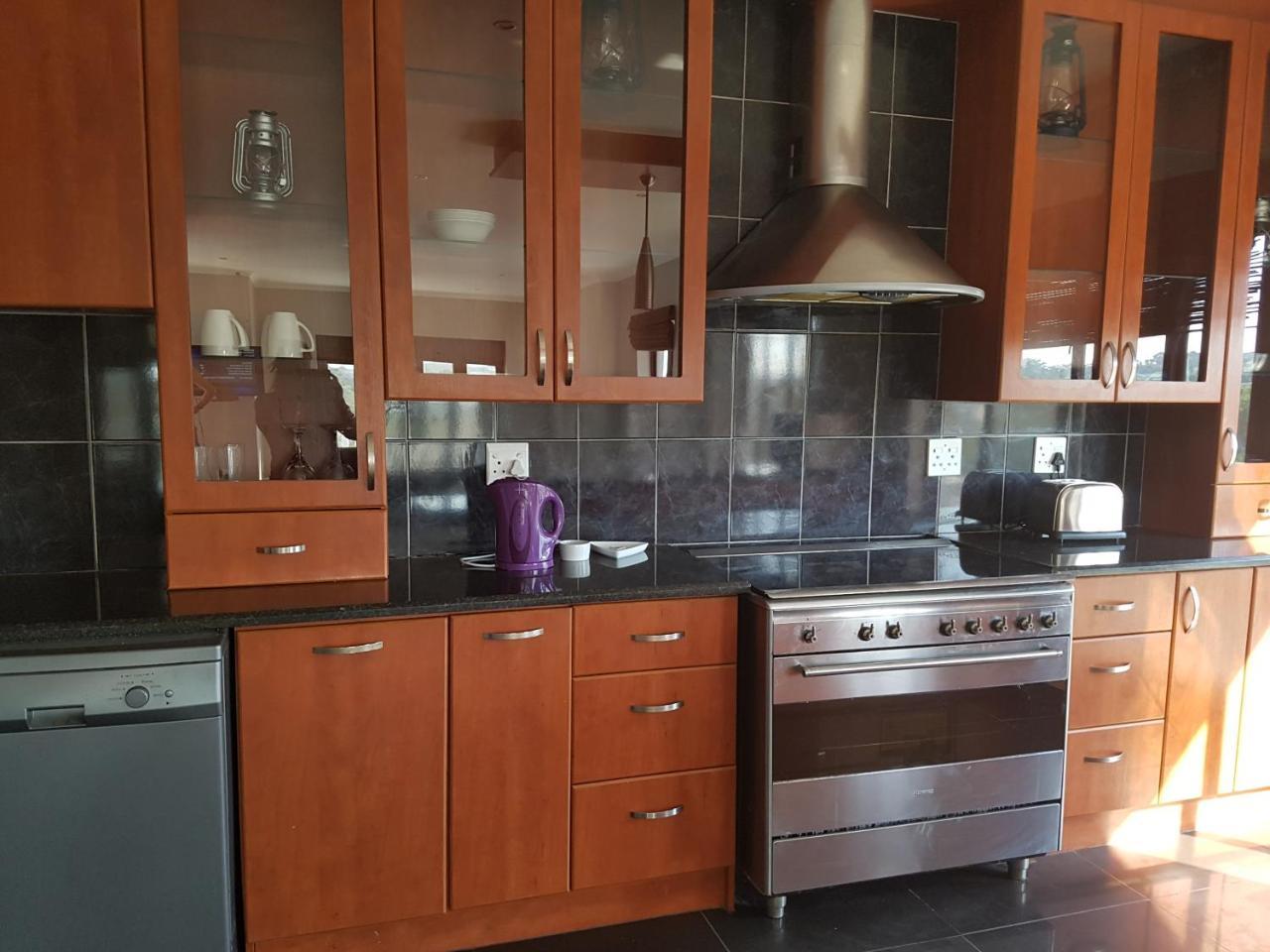 Tyday Accommodation Port Elizabeth Buitenkant foto