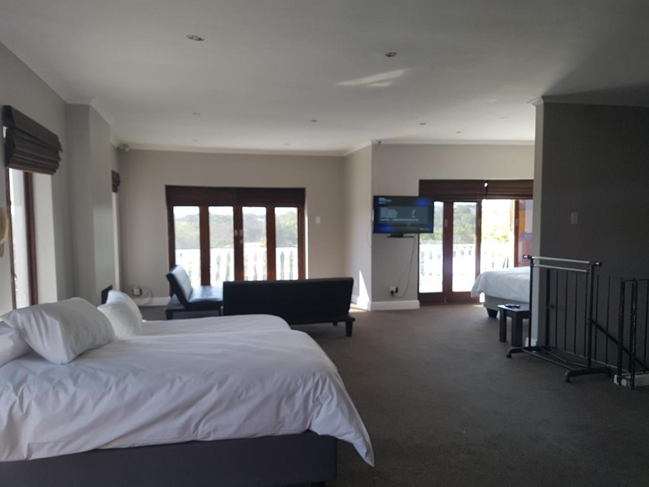 Tyday Accommodation Port Elizabeth Buitenkant foto